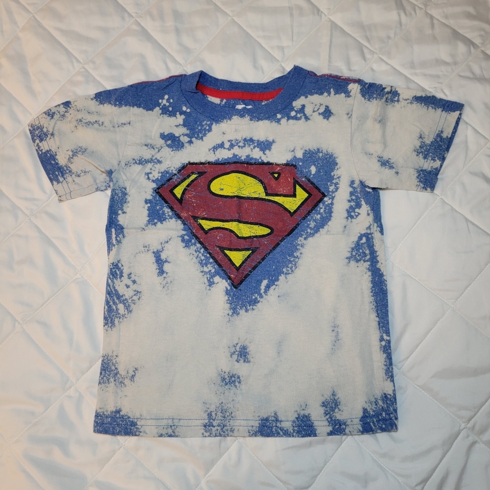 Bleach dyed T-shirt
